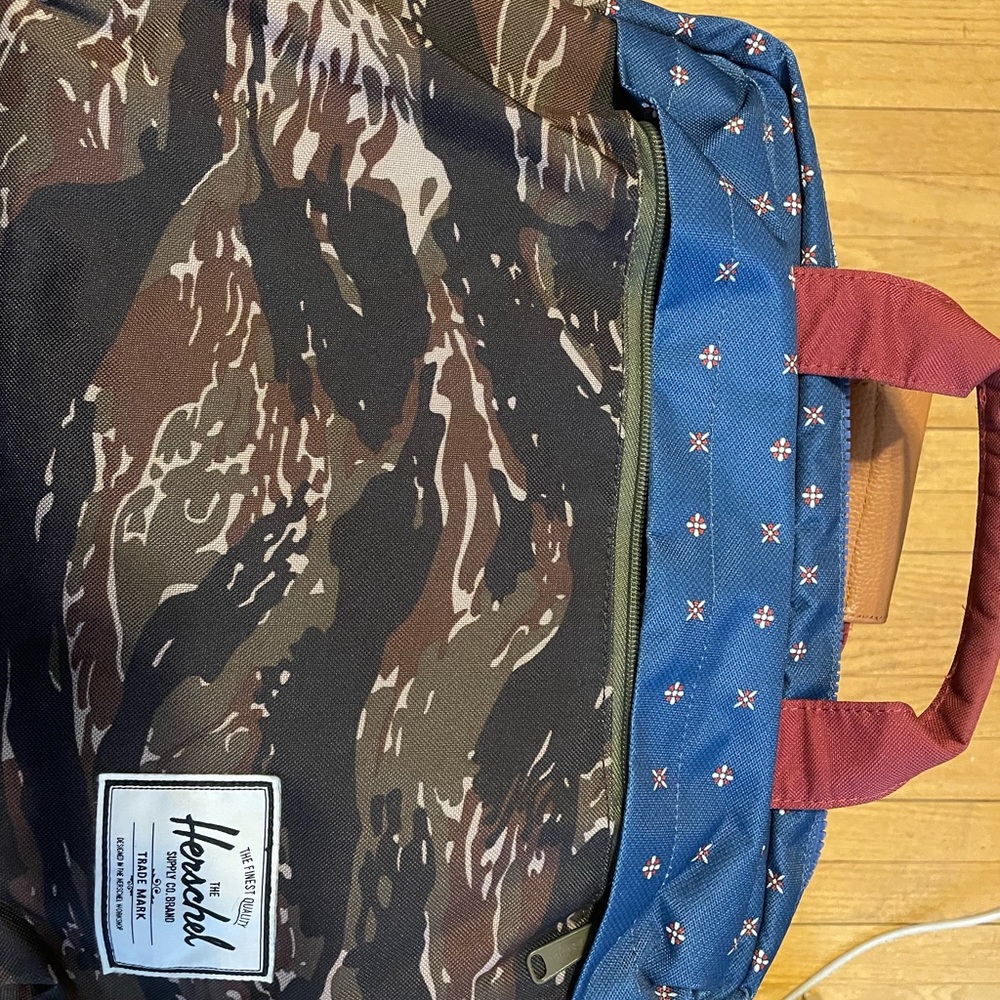 Herschel Laptop bag/ crossbody